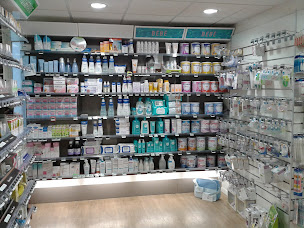 Photo n°3 de Pharmacie de St Remy les Chevreuse à Saint-Rémy-lès-Chevreuse (Pharmacie vétérinaire)