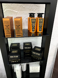 Photo n°11 de L’ Atelier Des Arts à Paris (Salon de coiffure)