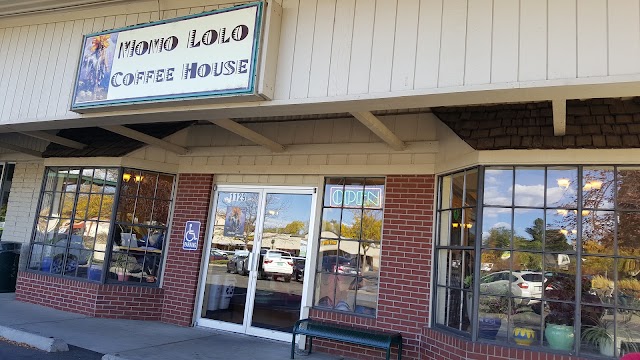 Momo Lolo Coffee House