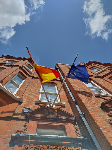 Spanish Consulate - Visual
