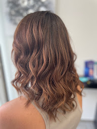 Photo n°4 de Feeling By Laure et Vic à Roanne (Salon de coiffure)