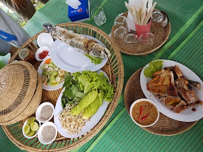 Photos of ម្លប់បៃតង Mlub Baitong