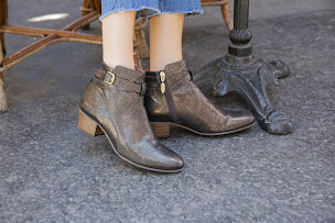 Photo n°25 de Bocage PARIS GENERAL LECLERC à Paris (Magasin de maroquinerie)