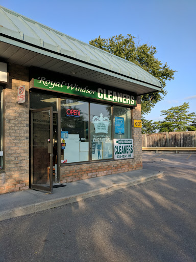 Royal Windsor Dry Cleaners - Thumbnail