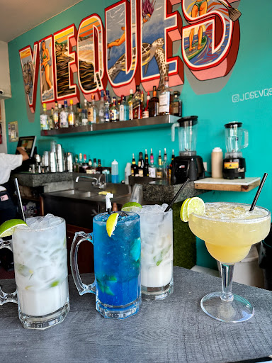 Robin’s Mojito Bar & Grill Gallery - United States