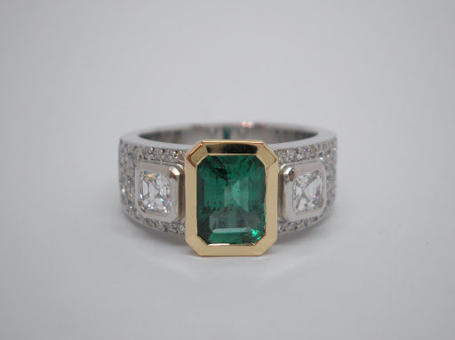 Craig Hilton Manufacturing Jeweller - Thumbnail