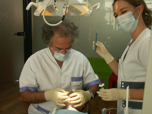 Photo n°4 de Dr DARMON Yves - ORTHODONTISTE - ORANGE à Orange (Orthodontiste)