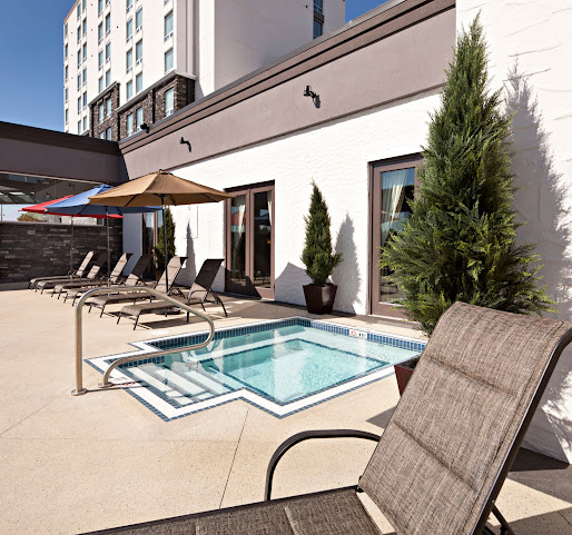 Carriage House Hotel & Conference Centre by null