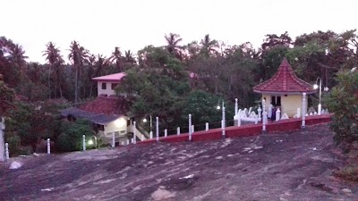 Photos of Wariyapola Sri Shailathalarama Rajamaha Viharaya