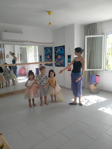 Bale de Luna Fethiye Bale ve Dans Kursu / Marmaris Filarmoni Derneği Kuruluşudur