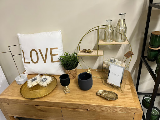Pontito Interiors - Thumbnail