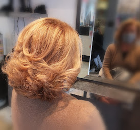 Photo n°9 de Coiff 'ELE elle lui enfants à Asnières-sur-Seine (Salon de coiffure)