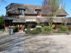 Photo n°22 de Logis Hôtel Château Corneille à Le Val d'Hazey (Restaurant)