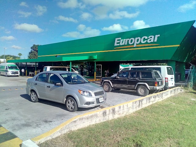Europcar Renta de Autos Cancún Aeropuerto