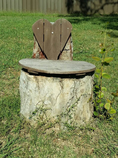 Three Heart Bench - Thumbnail