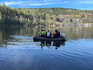 Photo n°4 de Esox Diving Carrière de Chênesaint à La Roche-en-Brenil (Moniteur de plongée)