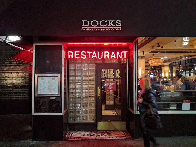 Docks Oyster Bar - Midtown East, NYC