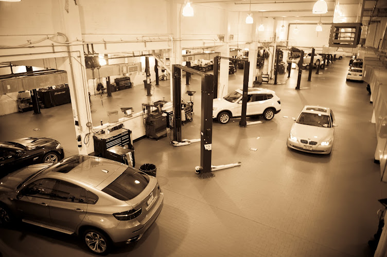 BMW of Brooklyn: Service & Parts.