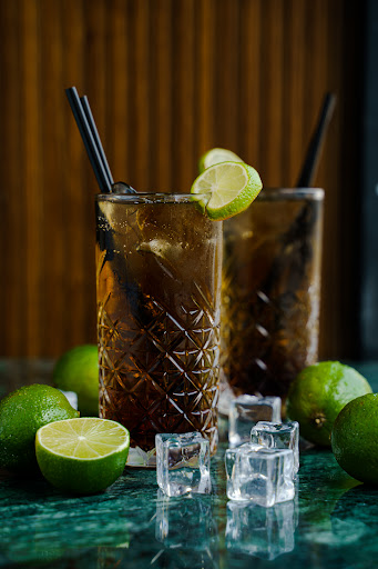 Bar Comes - Visual