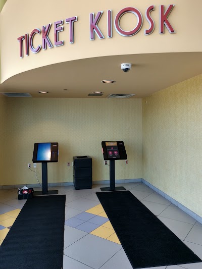 Photos of AMC Showplace Naperville 16