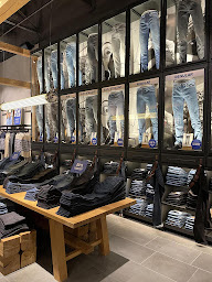 Photo n°6 de JACK & JONES à Farébersviller (Magasin de t-shirts)