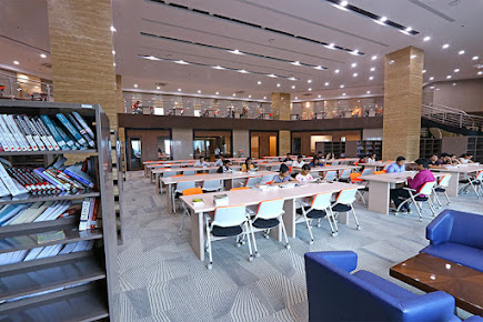 Af1qipock72jkkhcbzocb3aulqt9s3hdhp8gjlsk1ols=s435 K No