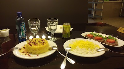 Photos of رستوران جوجه رئیس