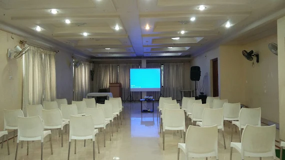 Projectors On Rent photo 1