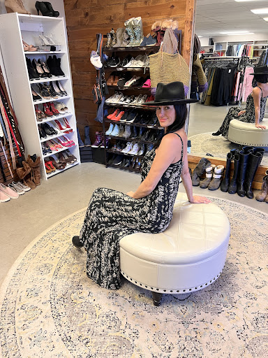 Fringe Consignment & Retail (formerly Mountain Renewal) - Thumbnail