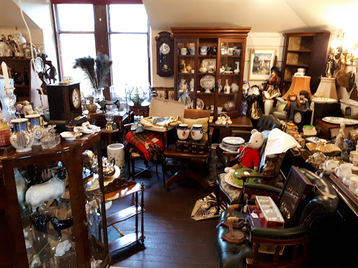 The Old Auction Room Antiques Gallery - United Kingdom