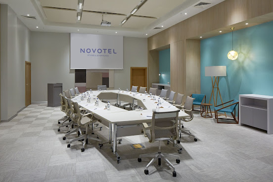 Novotel İstanbul Bosphorus by null