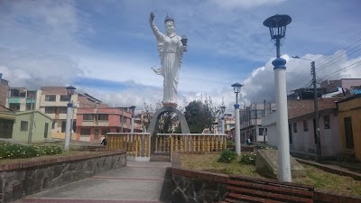 Photos of barbara santa statue