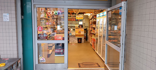 Kiez Kiosk Hohenschönhausen // Lotto / Hermes / Western Union - Thumbnail