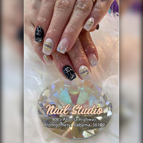 Nail Studio At Dalraida interior view
