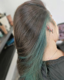 Photo n°6 de NOUVEL'HAIR à Courthézon (Salon de coiffure)