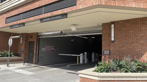 2700 Commerce Parking Garage