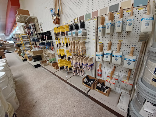 Dixie Hardware - Visual