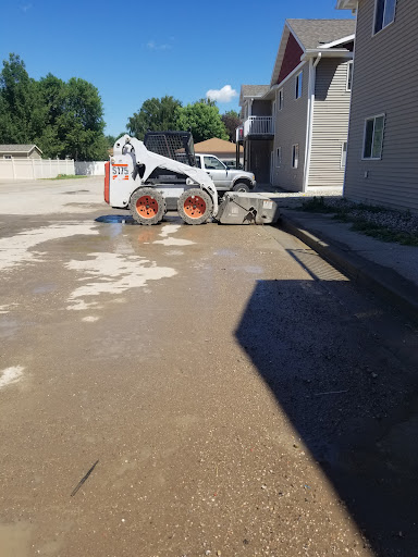ND Plowing and Lawn Care - Thumbnail