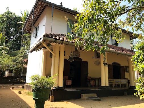 Sri Saddharmodaya Piriwena (Walapala Temple), Author: Thalangalle Rathana