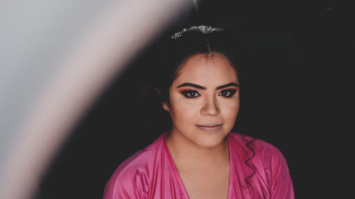 Dann Rodríguez Beauty • Makeup • Nails