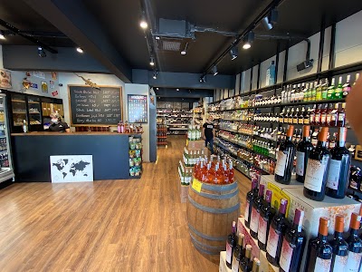 Bordo şarap ve içki mağazası