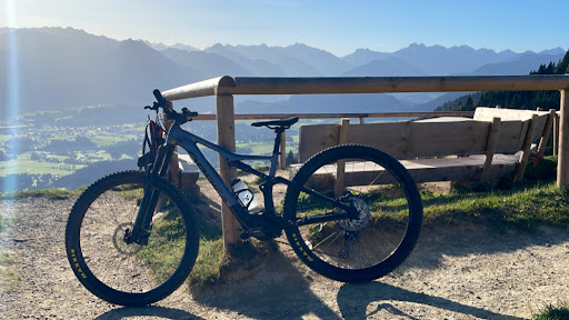 WAIBEL BIKES - CUBE Premium Partner Gallery - Germany
