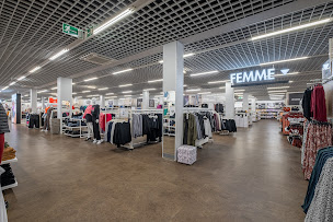 Photo n°18 de GEMO REDON Chaussures et Vêtements à Redon (Magasin de vêtements pour femmes)