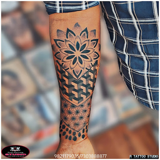 R Tattoo Studio  post image