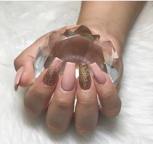 Fatima_iLana_Nails Gallery - United States