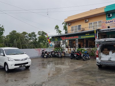 Photos of COCOM Cake & Restaurant