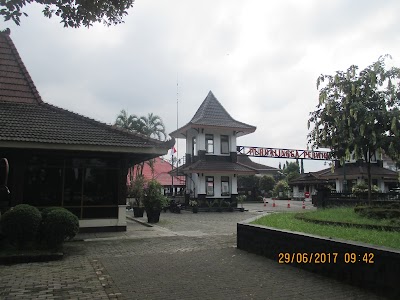 Photos of Museum Prof Dr R Soegarda Poerbakawatja