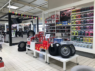 Photo n°3 de Centre Auto Roady Dieppe à Dieppe (Magasin de pneus)