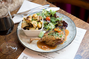 Photo n°71 de Brasserie Lola à Paris (Brasserie)