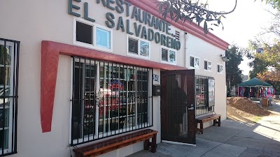Photos of El Salvadoreno